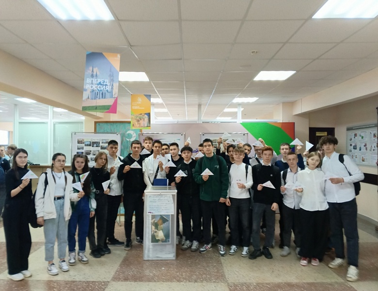  Участие студентов в акции «Письмо солдату»