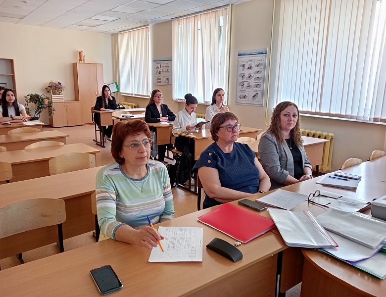 Конкурс исследовательских работ студентов 1 курса