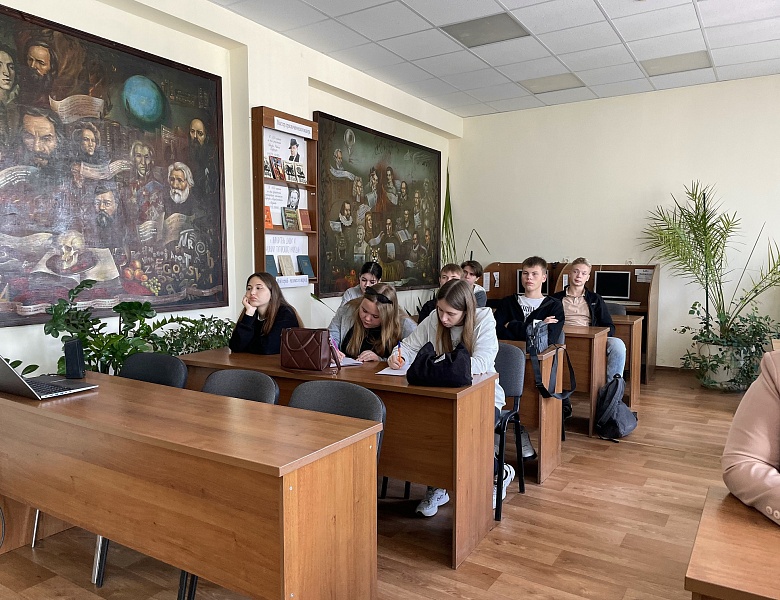 Неделя классных и кураторских часов, приуроченных ко Дню солидарности в борьбе с терроризмом!