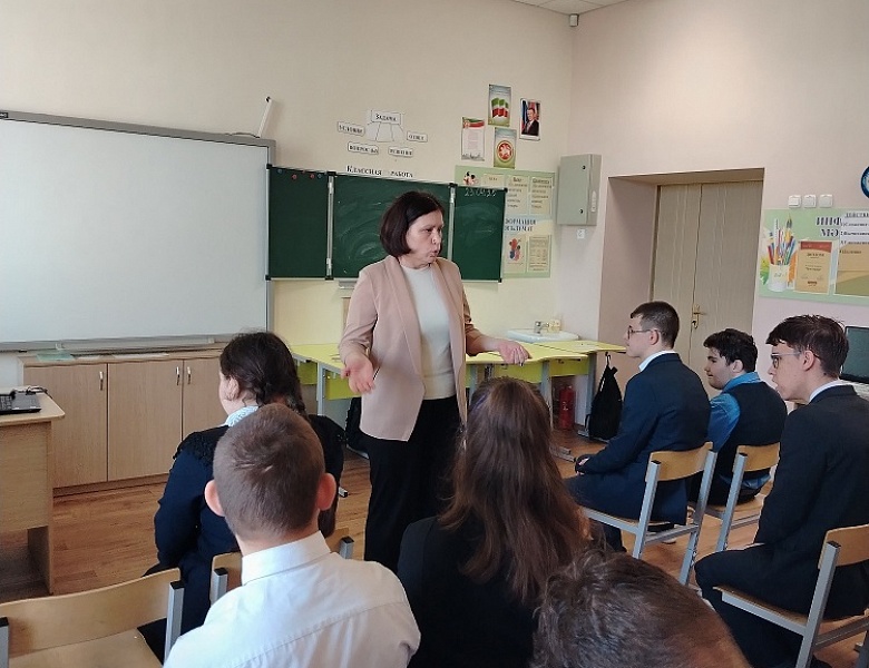 Профориентационные мероприятия в школах города