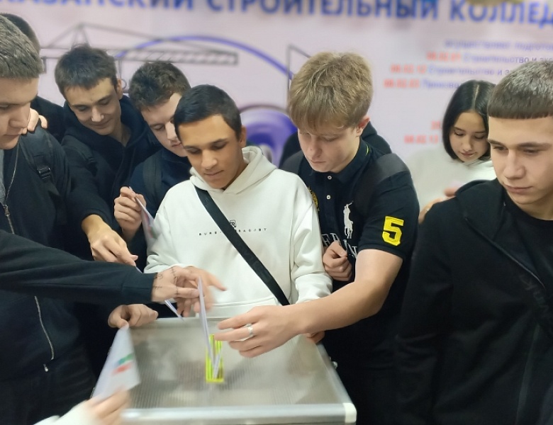 Акция «Письмо солдату»  среди студентов 1 курса