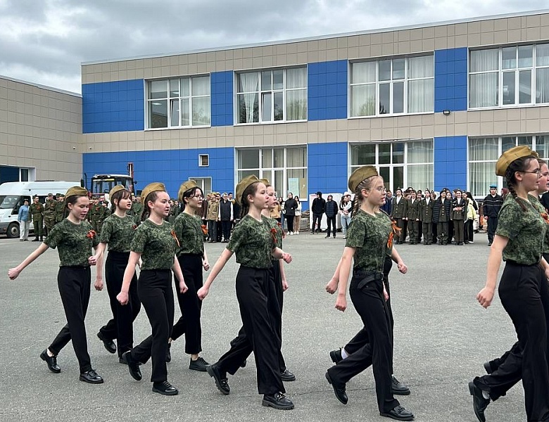 Проведение «Смотра строя и песни»