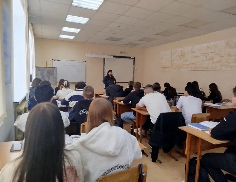 Парламентский урок в группах гр.С-9-12 и С-9-13
